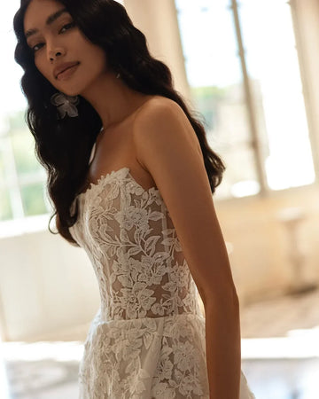 The Timeless Elegance of Lace Wedding Dresses