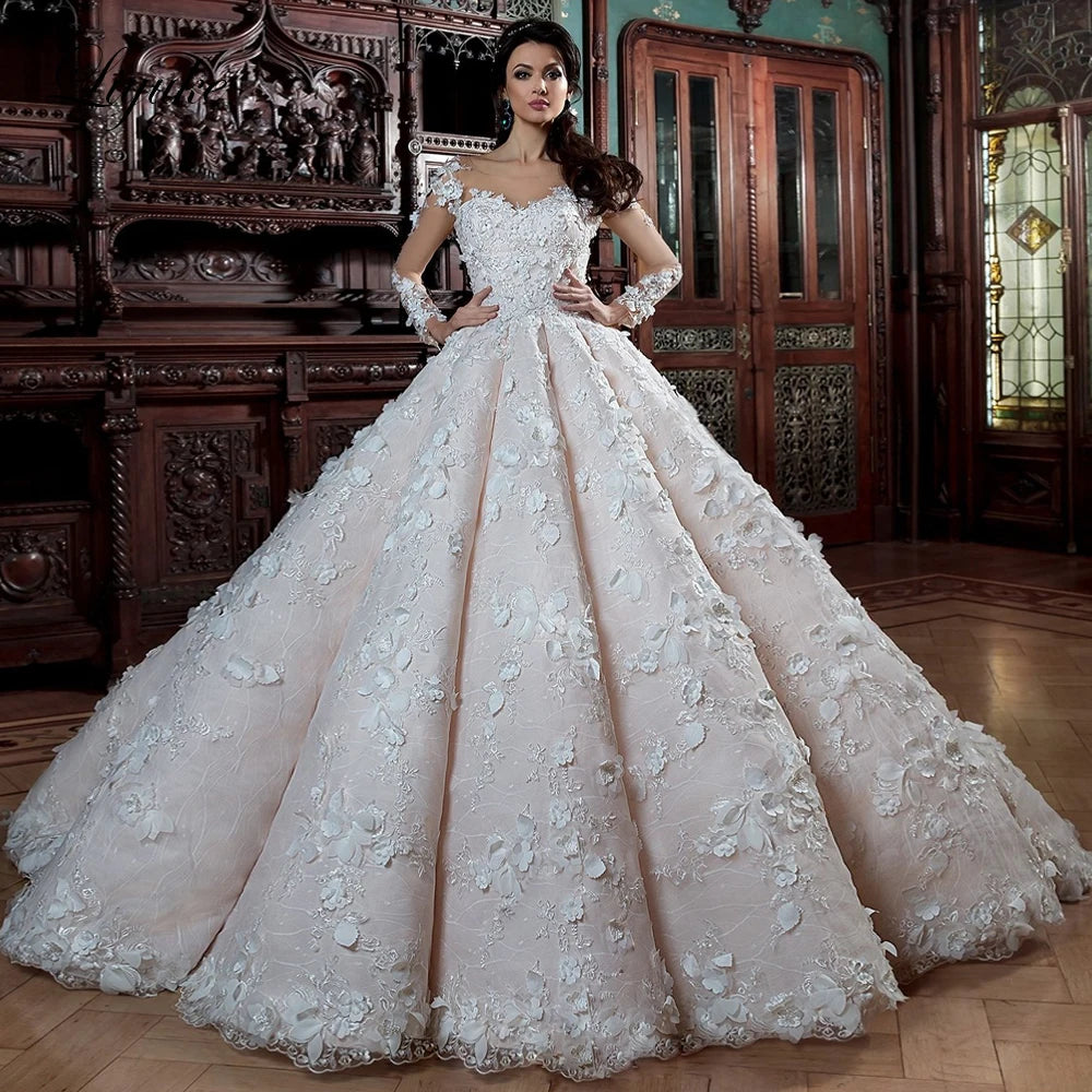 Liyuke Custom Made Luxury Scoop Neckline Ball Gown Wedding Dress With Elegant Barrel Skirt Of Princess Wedding Gown