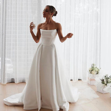Minimalist Strapless Satin Wedding Dress – Elegant Structured A-Line Bridal Gown with Train | Maison Bridal
