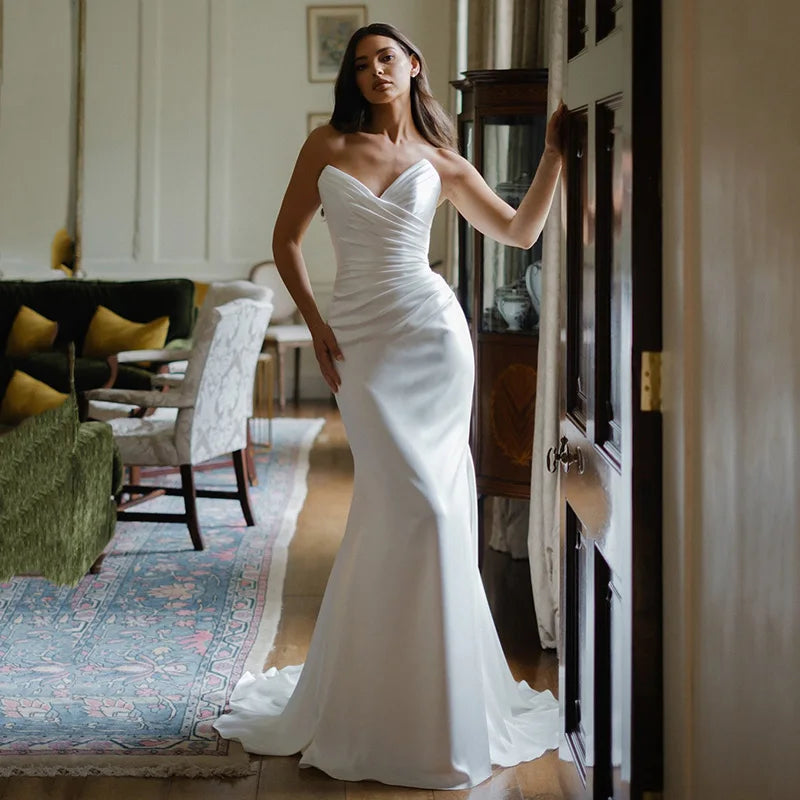 Elegant Satin Mermaid Wedding Dress – Strapless Sweetheart Bridal Gown with Train | MaisonBridal