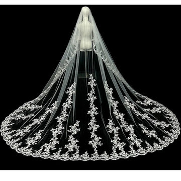 White Ivory 3M 4M 5m Two Layer Wedding Veil With Comb  Lace Edge Bridal Veils Appliqued Cathedral  Wedding Accessorie