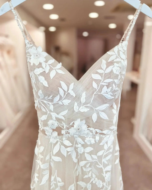 Elegant Two Straps V-neck Lace Wedding Dresses Pleat Side Slit Custom Made 2026 Vestido De Noival