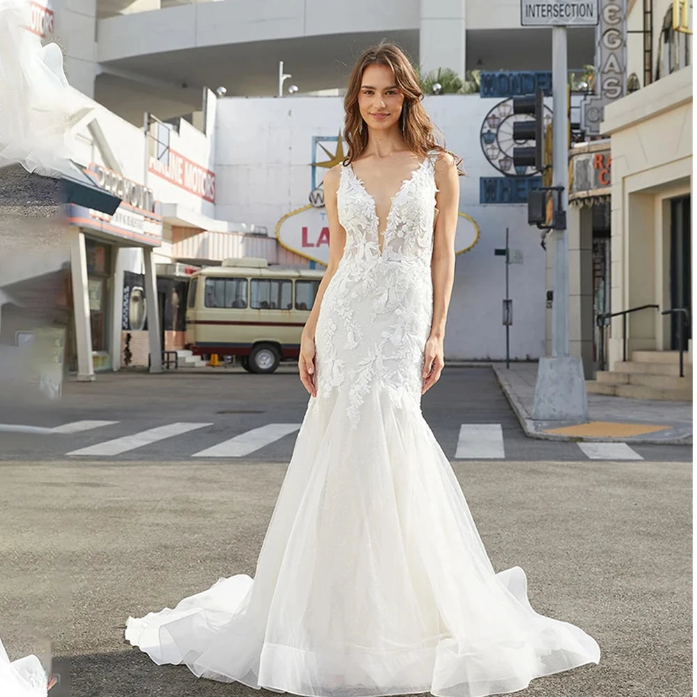 Sexy V-neck Two Straps Lace Applique Bridap Grown Mermaid Wedding Dresses Backless Sweep Train Custom Made  2026 Rode De Morrie