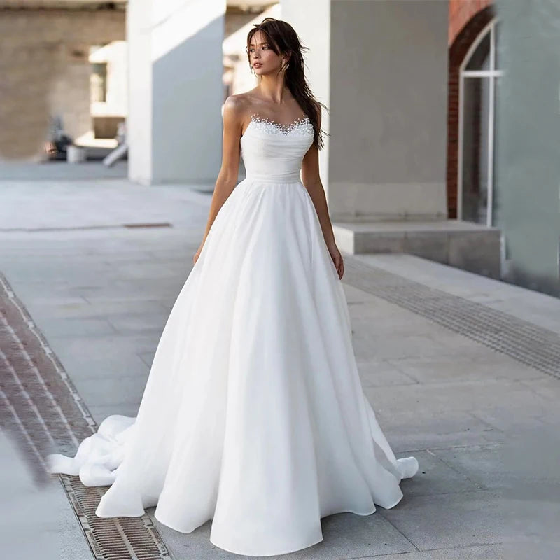 Customized Luxury Sweetheart Neckline Boho Wedding Dresses High Slit Appliques Sleeveless A-Line Bridal Gowns Robes De