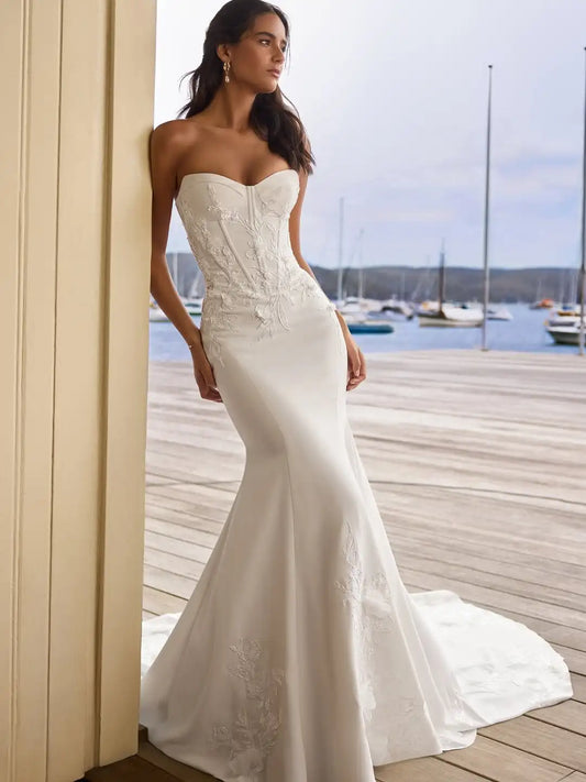 Elegant Sweethart Lace Applique Satin Sheath/Mermaid Wedding Dresses Sweep Train Custom Made 2026 Vestido De Noival