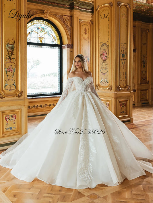 Liyuke Beauty Beading Pearls Ball Gown Princess Wedding dress Off Shoulder Full Sleeves Sparking Lace Court Train Bridal Gowns