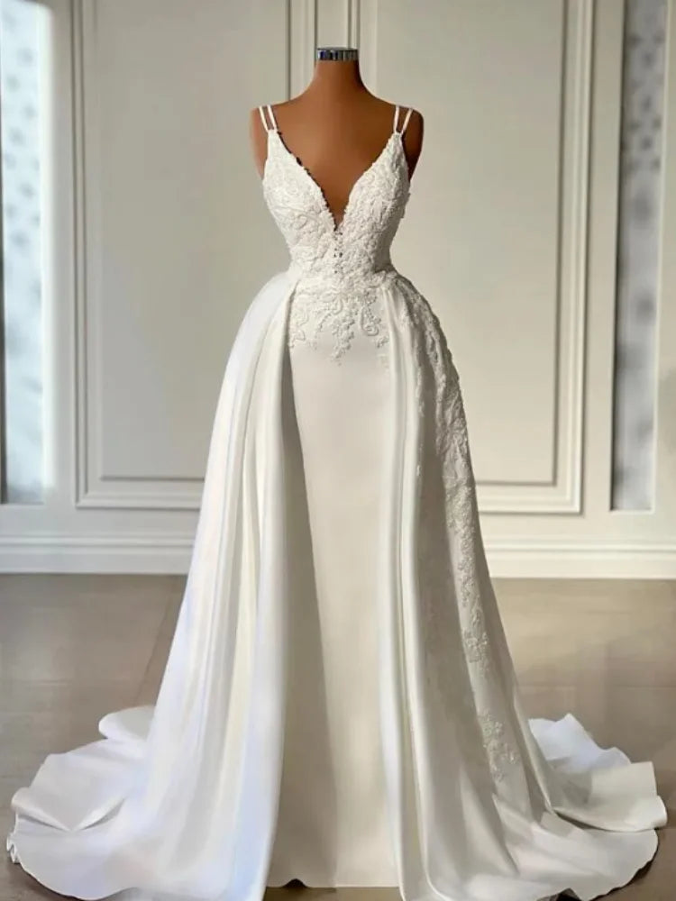 Vintage Satin Mermaid Wedding Dresses with Detachable Train Sexy V- Neck Backless Sleeveless Bridal Gown Vestidos De Novias