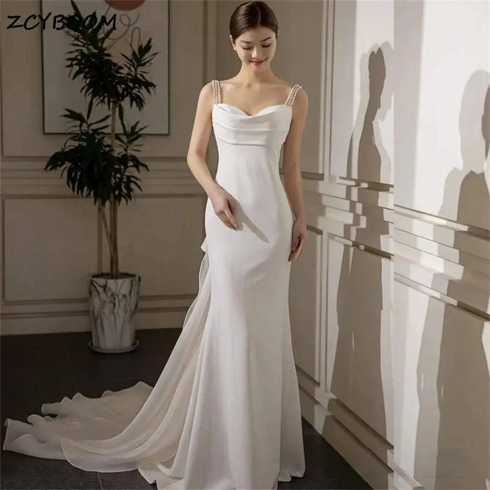 Customized Elegant Spaghetti Strap Pearl Bow Backless Satin Wedding Dresses Women 2025 Court Train Bridal Gown Vestidos De Noiva