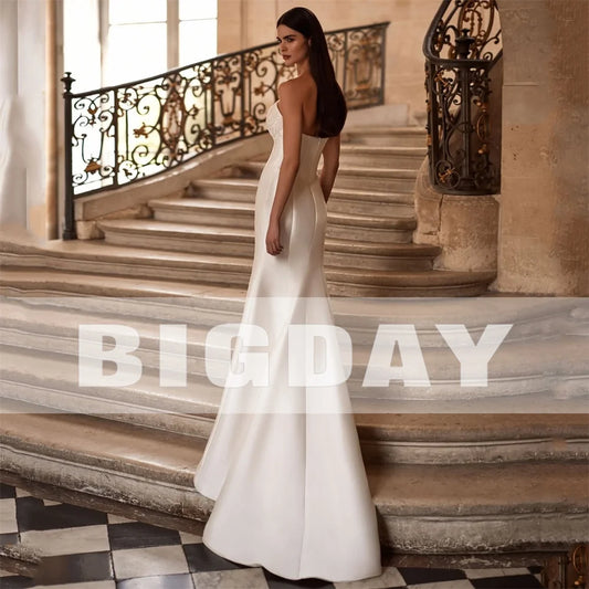 Elegant Appliqued Mermaid Wedding Dresses 2025 Boat-Neck Lace Open Back Sleeveless Bridal Gown Vestidos De Noiva Customized