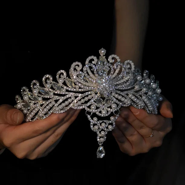 Wedding Hair Accessories Princess Queen Tiaras and Crowns Pearl Rhinestones Headpiece For Brides Women Headbands Bridal Jewelry