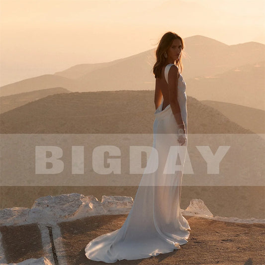 Modern Mermaid Wedding Dresses Women 2025 Boat Neck Sleeveless Open Back Sweep Train Bridal Gown Vestido De Noiva Customized
