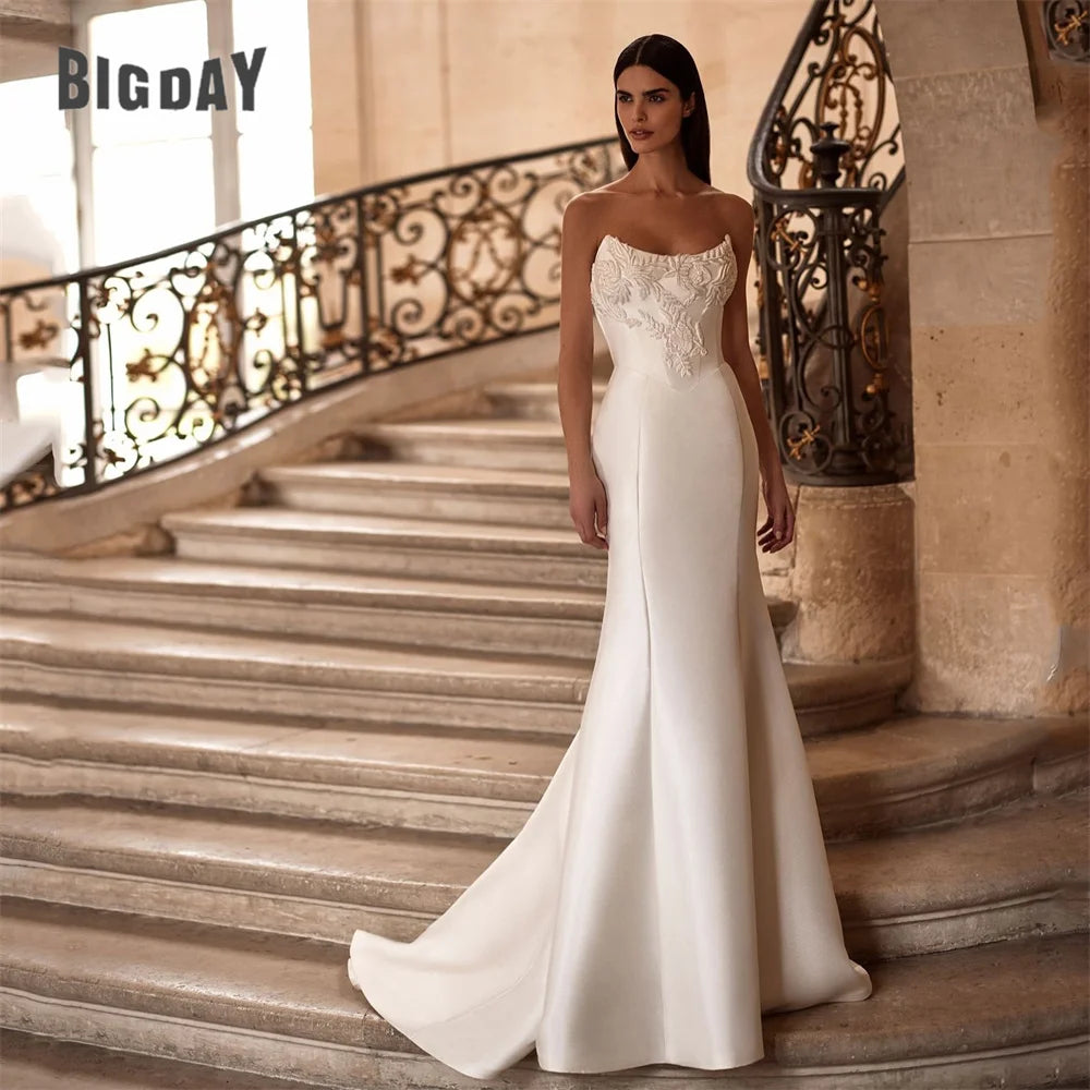 Elegant Appliqued Mermaid Wedding Dresses 2025 Boat-Neck Lace Open Back Sleeveless Bridal Gown Vestidos De Noiva Customized