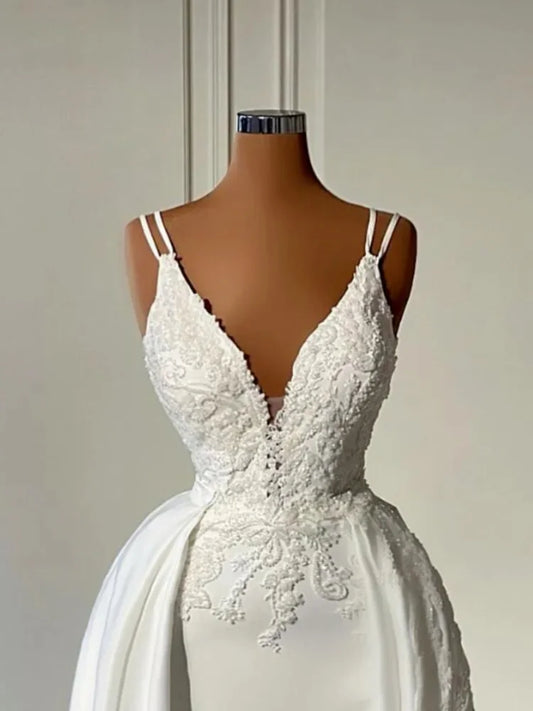 Vintage Satin Mermaid Wedding Dresses with Detachable Train Sexy V- Neck Backless Sleeveless Bridal Gown Vestidos De Novias