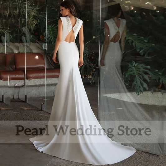 Elegant Beading High Neck Wedding Dress Sleeveless Mermaid Floor Length Sweep Train Bride Dubai Marriage Dress Customized Gowns