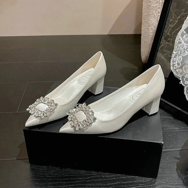 White Thick Heels Wedding Shoes 2025 Wedding Bridal Shoes Diamond Buckle Shoes Pregnant Women Pumps