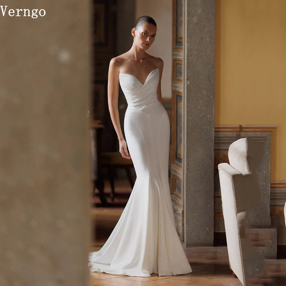 VerngoSatin Sweetheart Mermaid Wedding Dress Boho Sweap Train Classic Bridal Gowns Simple Formal Bride Dresses Customized