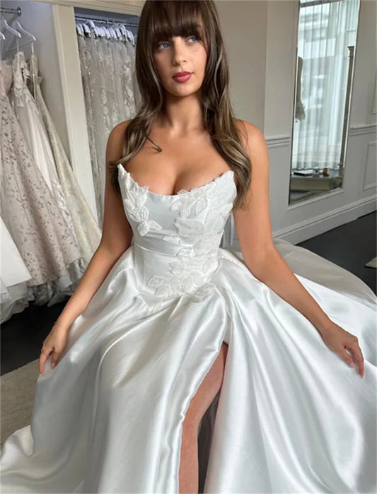 Charming Scoop Neckline Short Sheath Wedding Dresses With Detachable Train Custom Made 2026 Vestido De Noival