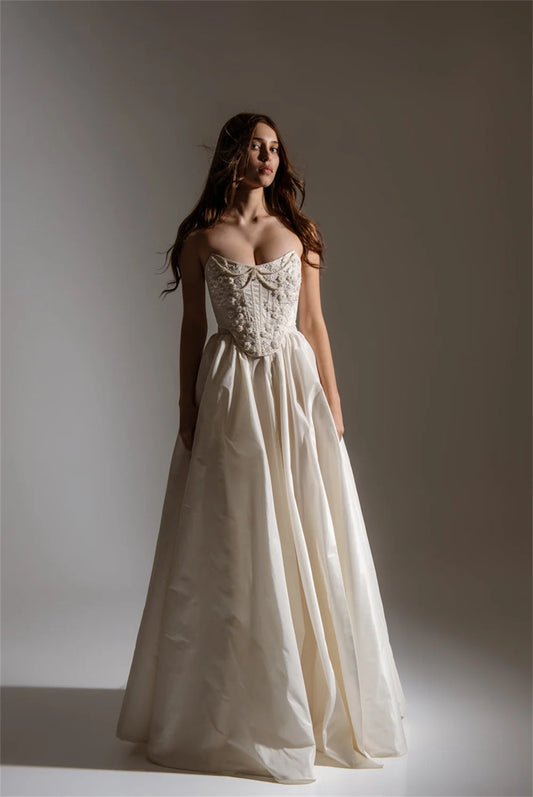 Kyoto Customized Gorgeous Flowers Pearl Chain Strapless Corset Wedding Dress A-Line vestidos de novia Sweep Train Evening Dress