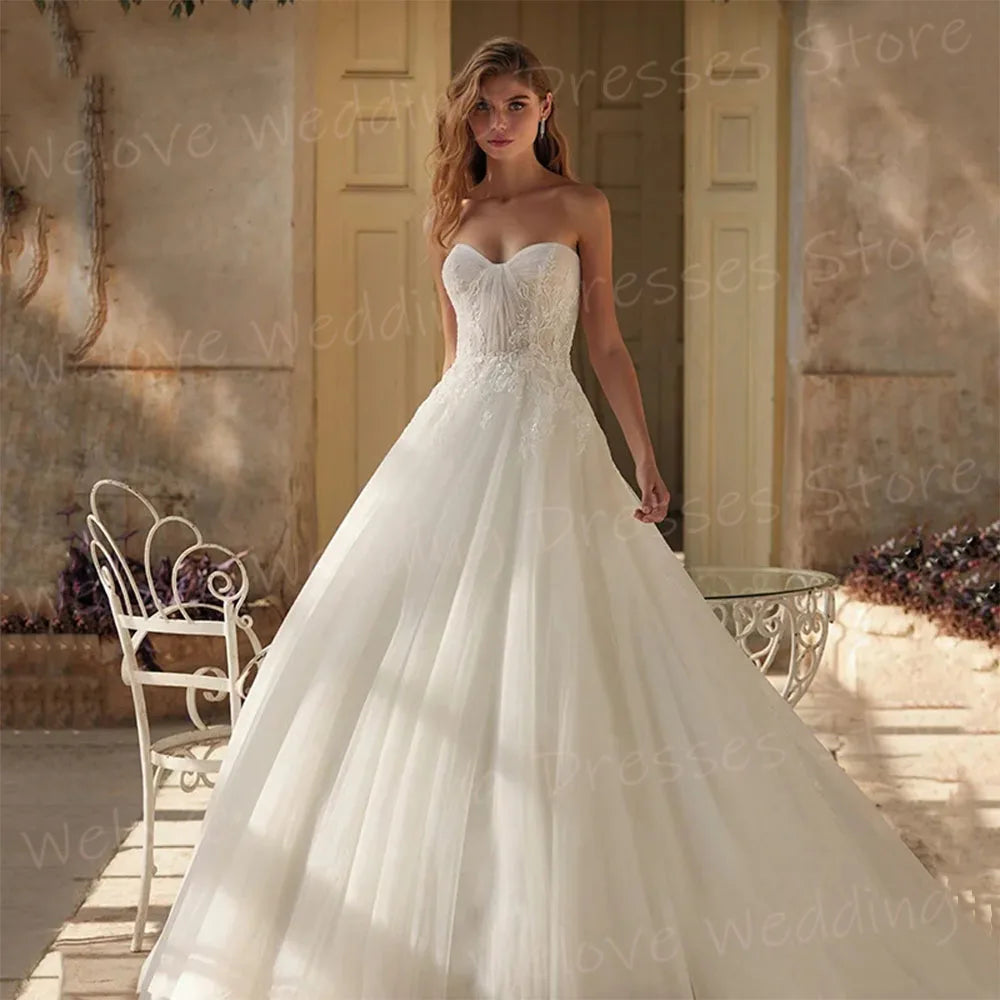 Gorgeous A Line Women's Wedding Dresses Sweetheart Lace Appliques Vestido Customized Bride Gowns Princess Tulle Robe De Mariage
